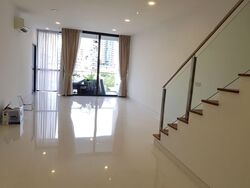 Kuie Pong Loft (D10), Apartment #594991371